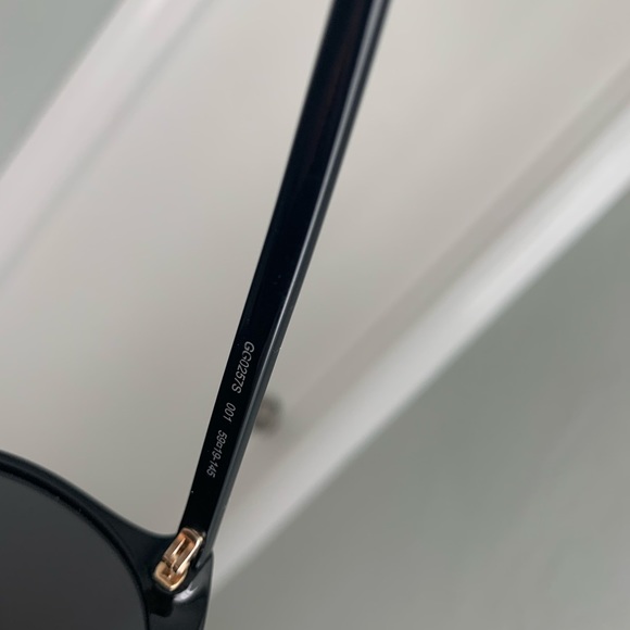Gucci Sunglasses like new - Picture 8 of 8